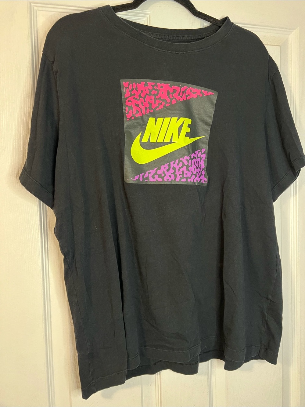 #1024 Nike XL Just Do It Graphic Tee & Purple 10” Biker Shorts 2 Piece Set - Picture 7 of 8